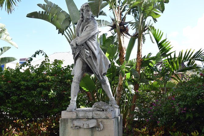 nassau-historical-walking-tour