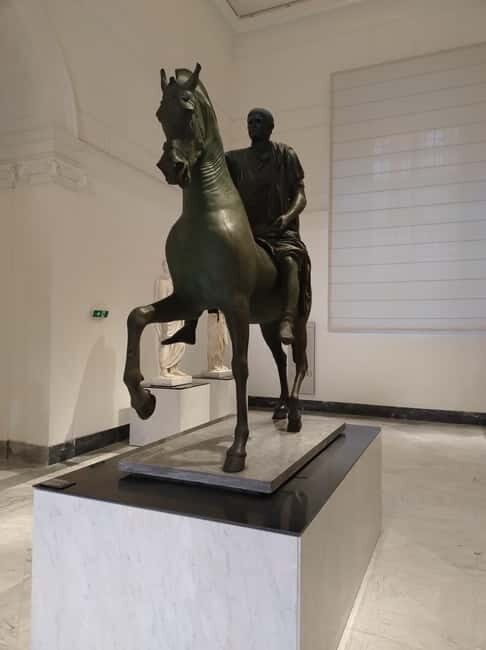 National Archaeological Museum synchronized audioguided tour without QR or app - The Sum Up