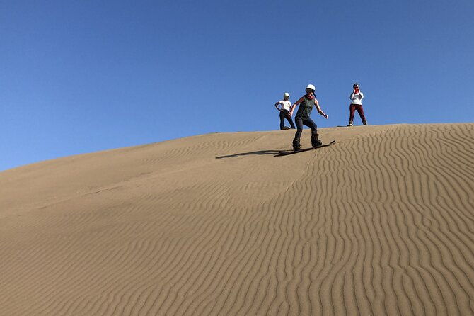 national-park-lomas-de-ancon-sandboarding-sledding-and-off-road