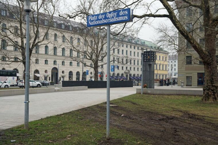 national-socialism-wwii-with-licensed-guide-private-tour