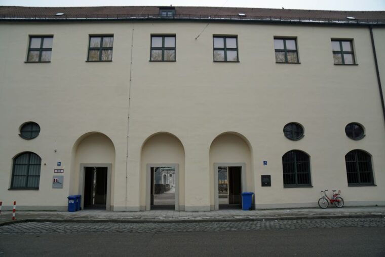 national-socialism-wwii-with-licensed-guide-private-tour