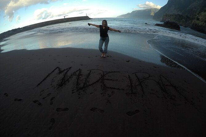 natural-pools-and-waterfalls-private-tour