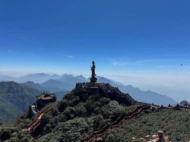 natural-the-1d-fansipan-peak-hmongsisterhousetrekking