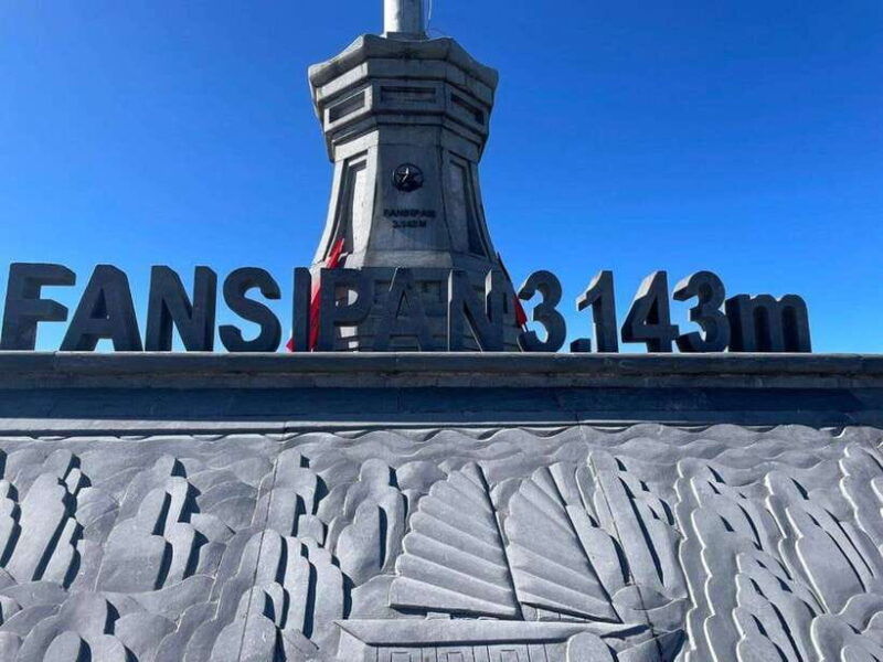 natural-the-1d-fansipan-peak-hmongsisterhousetrekking