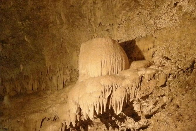 natural-wonders-of-barbados-small-group-with-harrisons-cave
