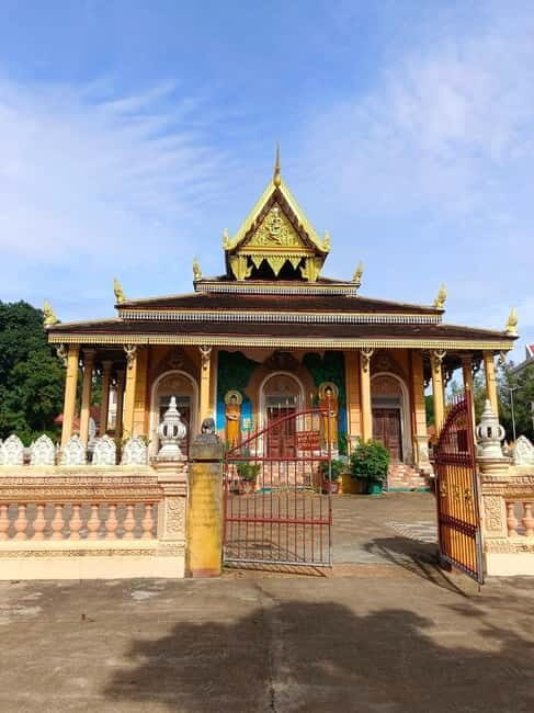 Nature tour through Battambang/Local area and landmarks - A Deep Dive into the Battambang Countryside Tour