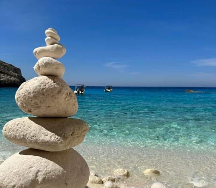 navagio-bay-white-beach-west-coast-porto-vromi-anafonitria-2