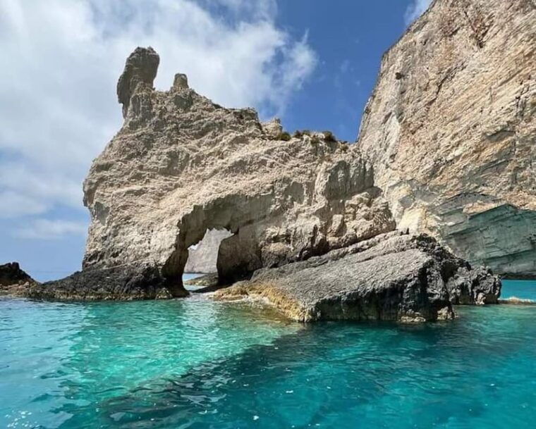 navagio-bay-white-beach-west-coast-porto-vromi-anafonitria-2