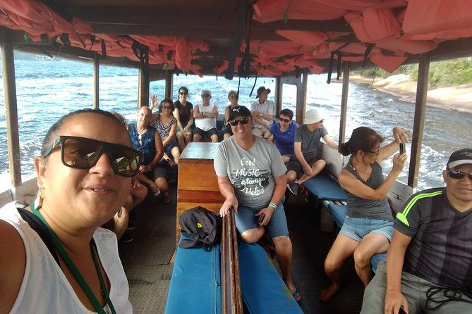 navigate-the-local-culture-of-costa-da-lagoa