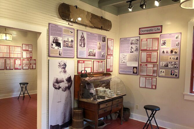 nawlins-luxury-laura-plantation-tour-w-transportation