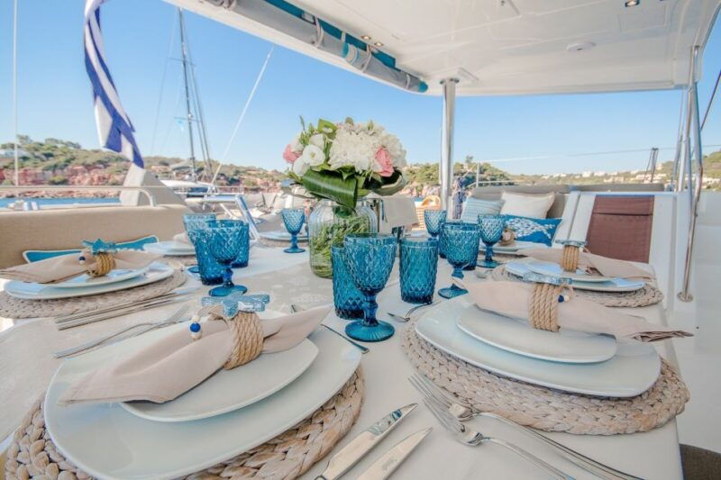 naxos-catamaran-cruise-with-lunch-drinks