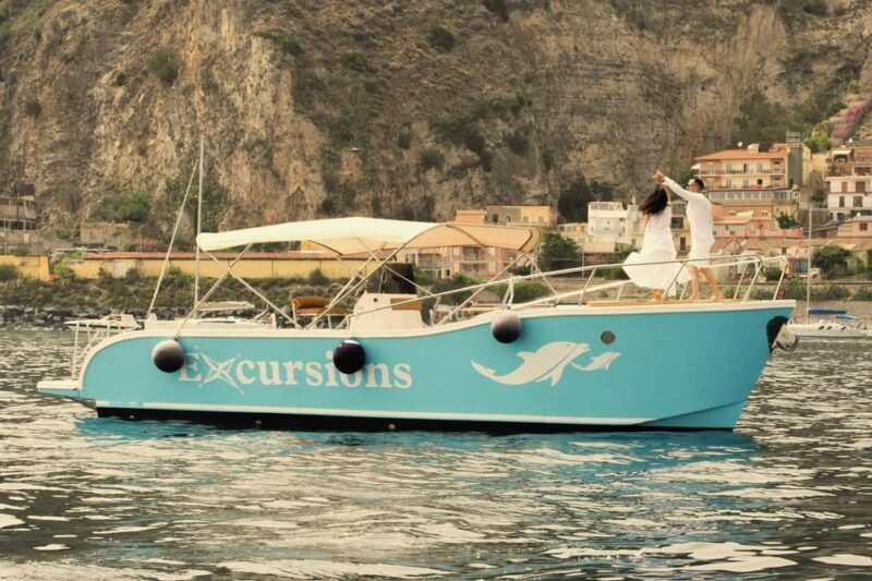 Naxos: Cruise on Isola Bella with swimming, fruit & prosecco - The Itinerary: A Calm Cruise with a View