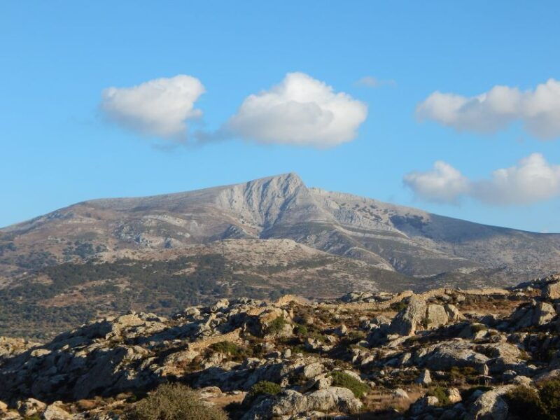 naxos-hike-to-the-top-of-mount-zas-with-a-guide