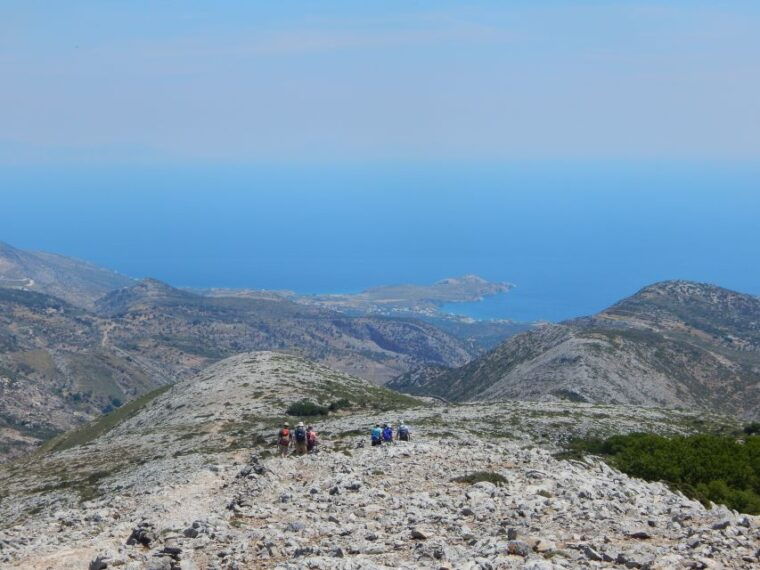 naxos-hike-to-the-top-of-mount-zas-with-a-guide