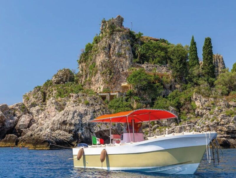 naxos-isola-bella-blue-grotto-mazzaro-bay-boat-tour