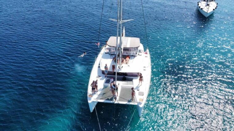 naxos-naxos-catamaran-sailing-cruise-with-lunch-and-drinks