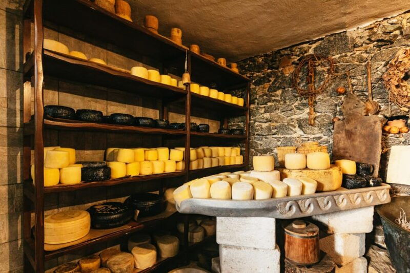 naxos-naxos-town-food-tour-with-tastings-and-wine