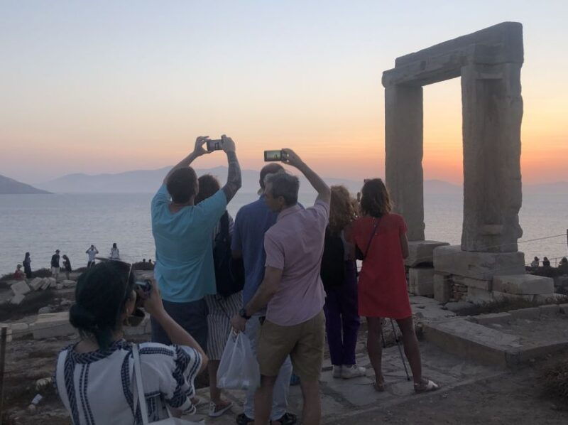 naxos-old-town-castle-portara-guided-sunset-tour