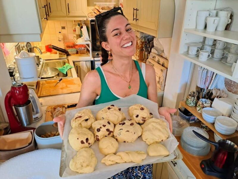 naxos-olive-oil-tasting-baking-at-eggares-olive-press