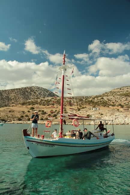 Naxos: Private Boat Trip from Panermos to Rina's Cave - An Overview of the Experience