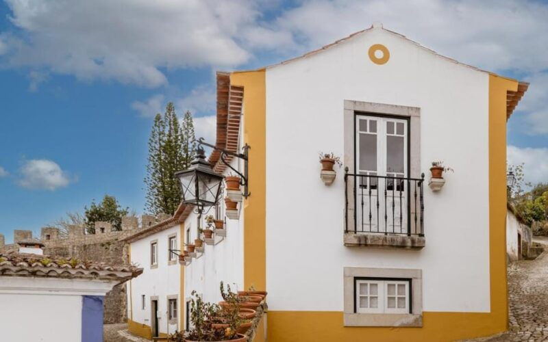 nazare-alcobaca-and-obidos-day-trip-with-hotel-pickup