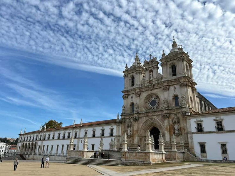 Nazaré, Alcobaça and Óbidos on a Luxury Mercedes - Exploring the Tour’s Itinerary