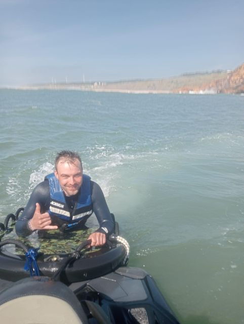 nazare-experience-big-waves-zone-on-jet-ski-with-sled