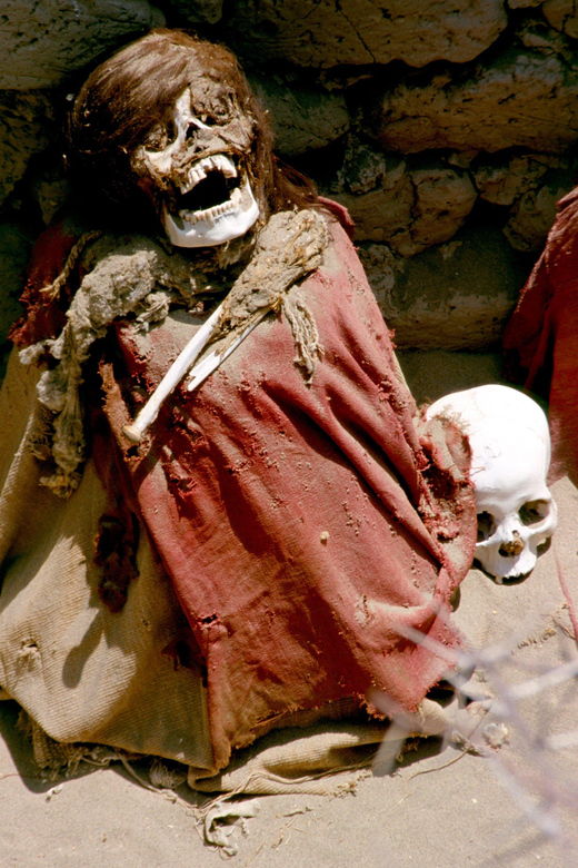 nazca-chauchilla-cemetery-tour