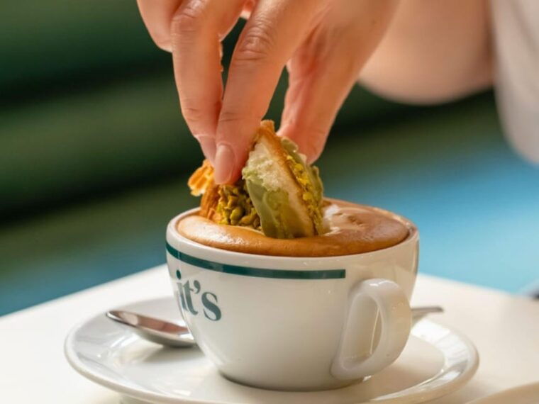 neapolitan-coffee-tasting-experience-with-pastries