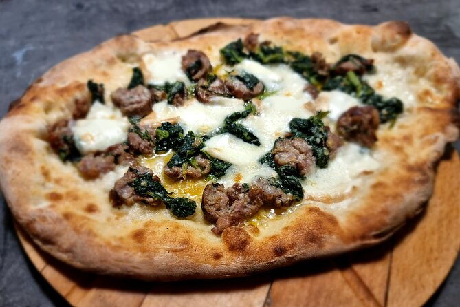 neapolitan-doc-pizza-class-and-cooking-in-a-wood-oven-at-a-locals-house