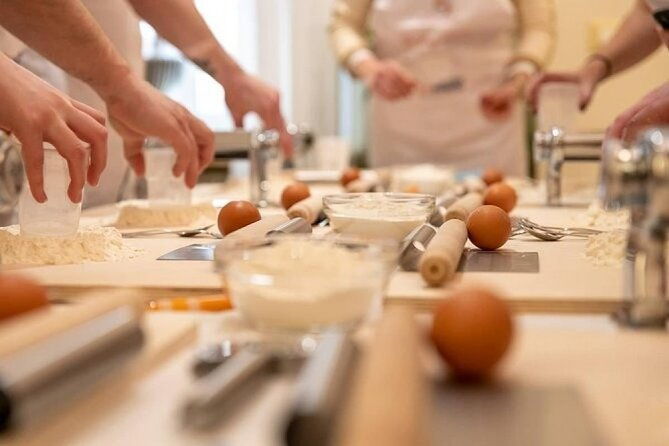 neapolitan-pasta-homemade-cooking-lesson