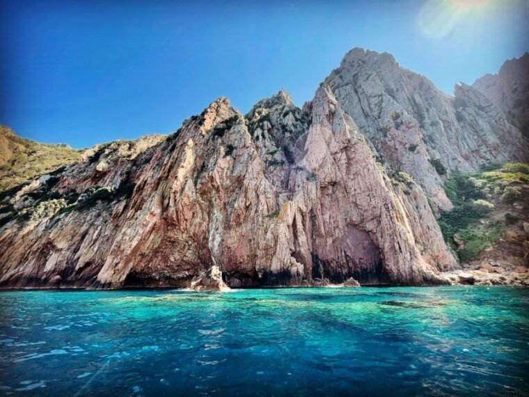 near-ajaccio-cruise-to-piana-scandola-cliff-tasting-sunset