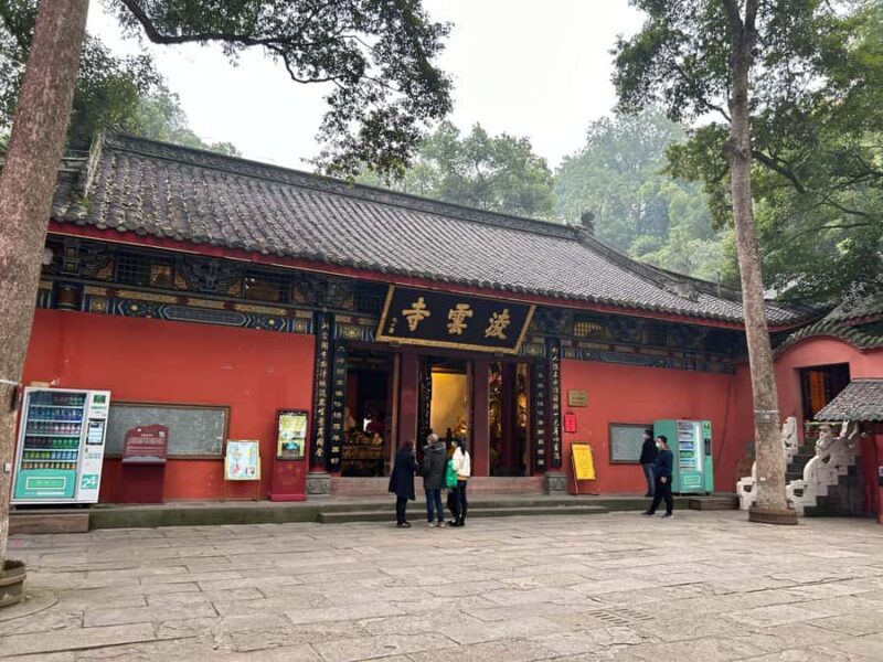 Near Chengdu: UNESCO Leshan Giant Buddha & Tasty Local Eats - The Practical Side: Transportation, Timing, and Cost