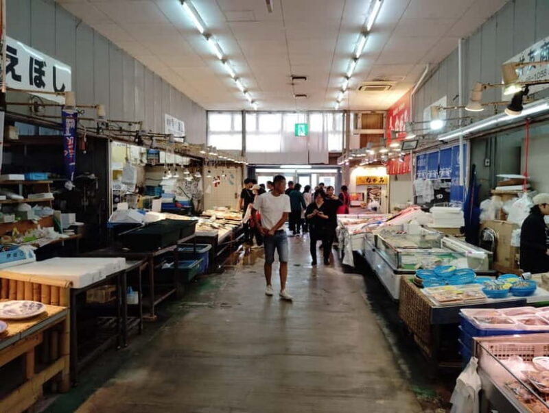 Near KIX: Fishing Market Tour with Local Guide - Who Will Appreciate This Experience?