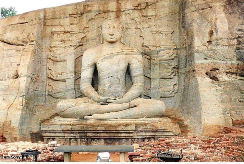 negombo-colombo-all-inclusive-sigiriya-polonnaruwa-day