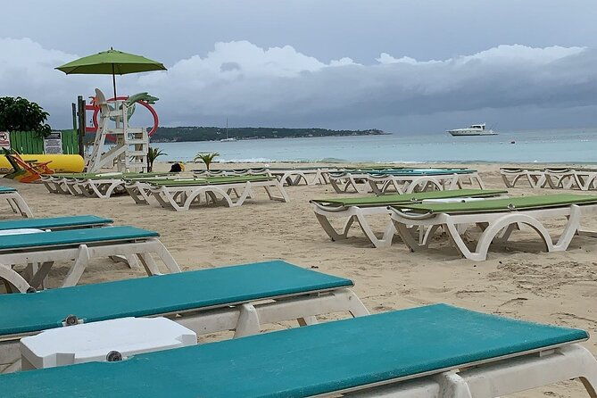 negril-7-mile-beach-party-catamaran-cruise-snorkeling-and-ricks-cafe-combo
