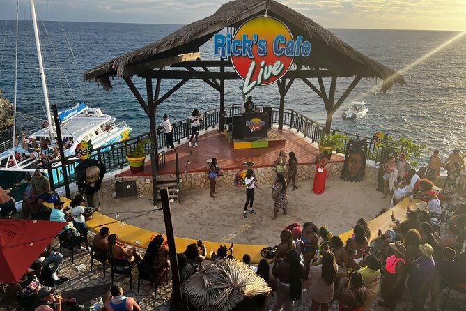 negril-7-mile-beach-ricks-cafe-sunset-tour-private