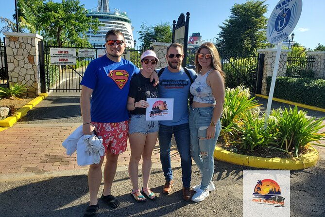 negril-7mile-beach-and-ricks-cafe-day-tour-souvenir-shopping