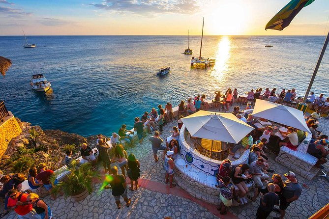 negril-beach-experience-ricks-cafe-from-negril