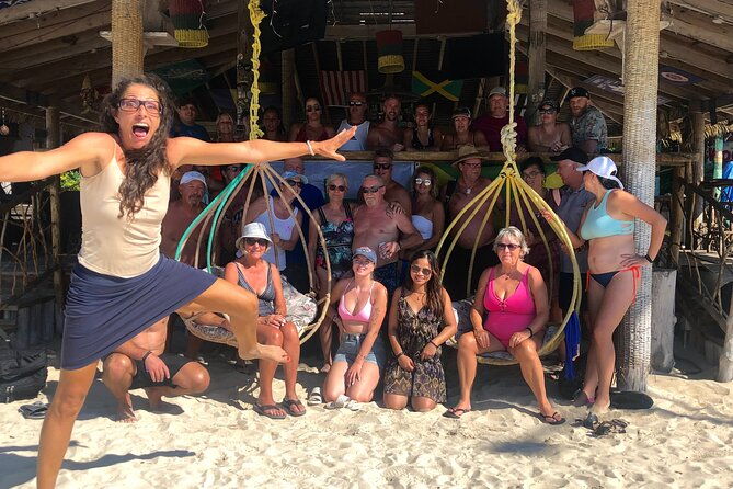 negril-day-beach-and-west-end-cliffs-with-french-guide