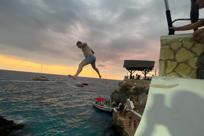 negril-private-day-tour-atv-ride-party-catamaran-ricks-cafe