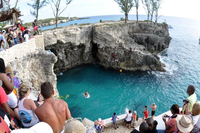 negril-sunset-trip-to-ricks-cafe-from-montego-bay-and-grand-palladium