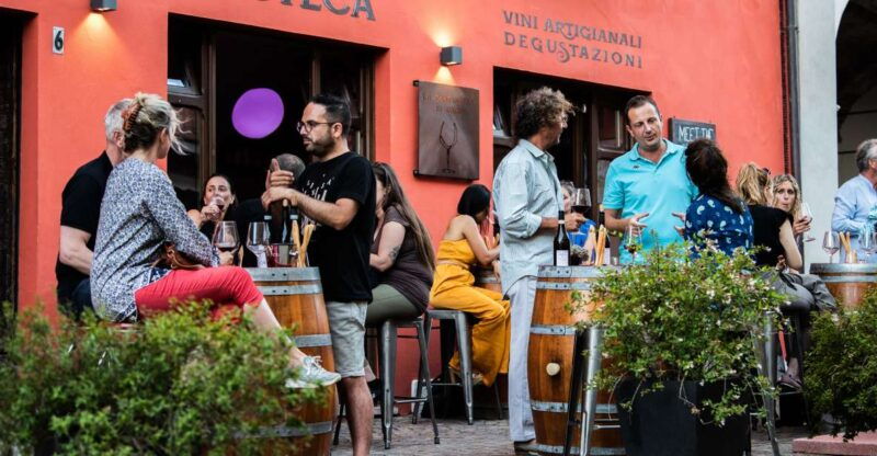 neive-barolo-and-barbaresco-wine-tasting-with-snacks
