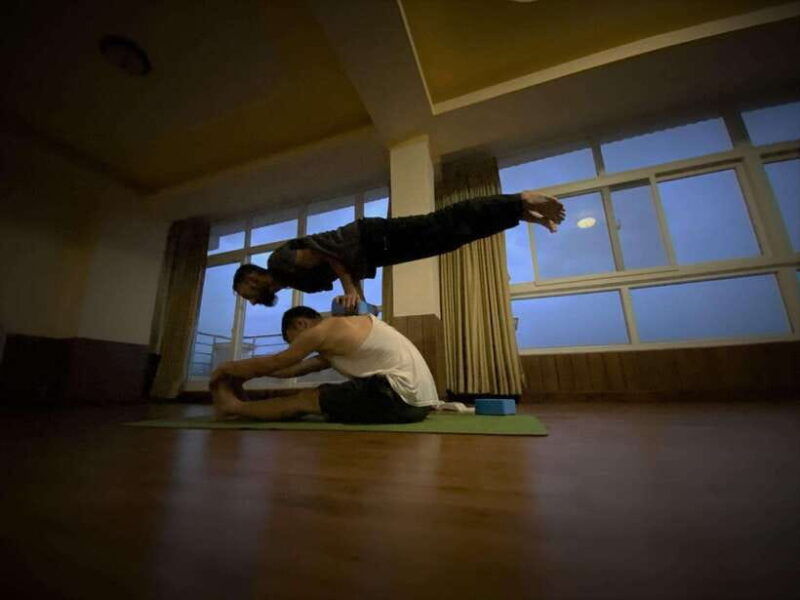 nepal-2-weeks-transformative-yoga-and-meditation-retreat