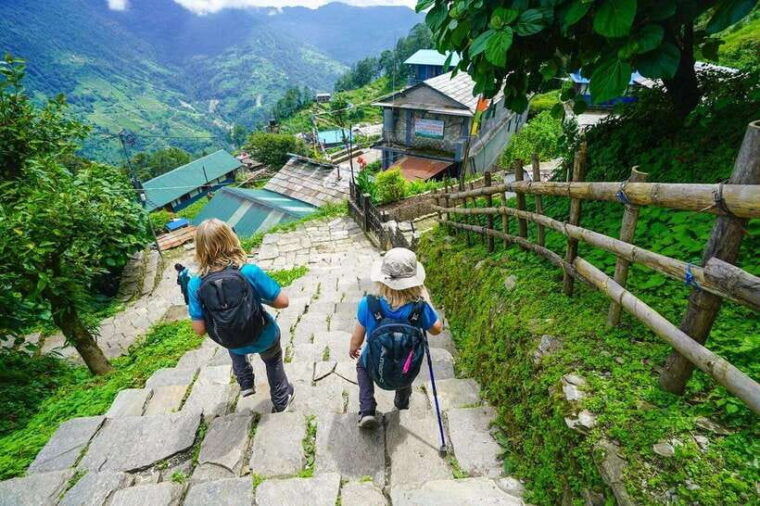 nepal-3-day-ghorepani-poon-hill-ghandruk-village-trek