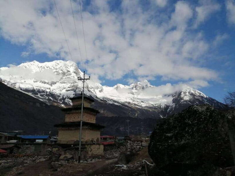 nepal-manaslu-circuit-trek-with-larkya-la-pass