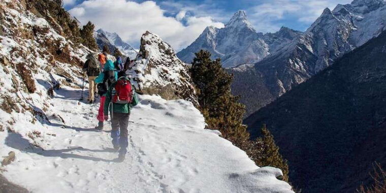nepal-time-for-trekking-to-mohare-hill-poon-hill