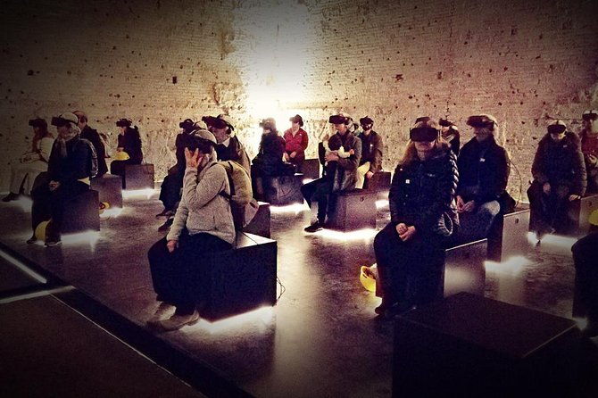 neros-golden-palace-with-colosseum