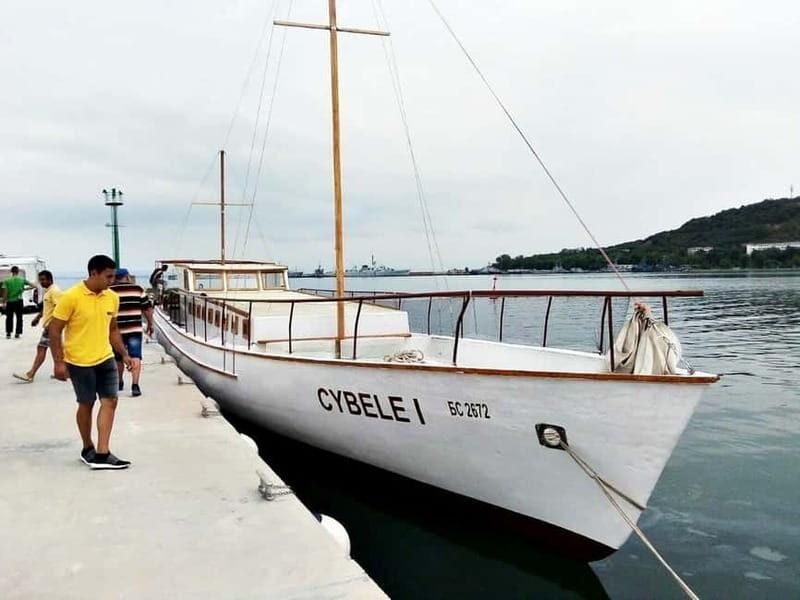 Nessebar: 4-Hour Boat Tour incl. Fishing, Lunch & Drinks - FAQs