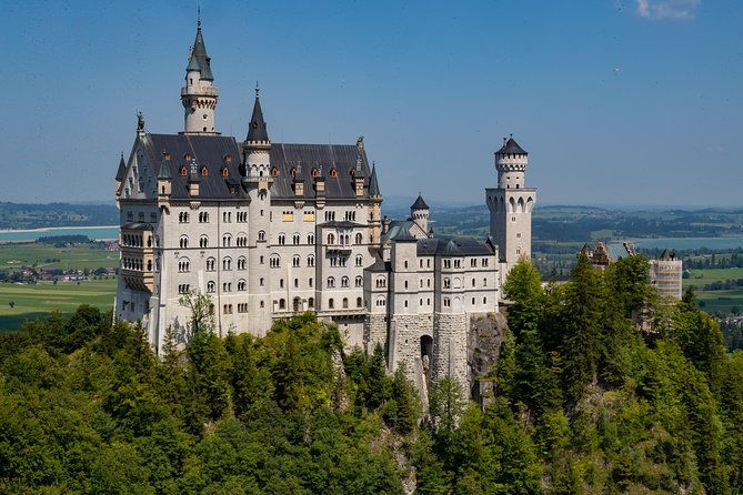 neuschwanstein-castle-and-linderhof-vip-all-inc-tour-from-munich